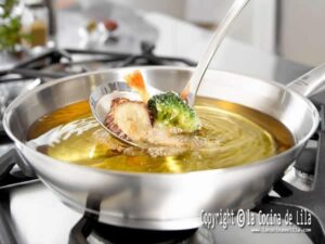 Cómo evitar salpicaduras de agua y aceite